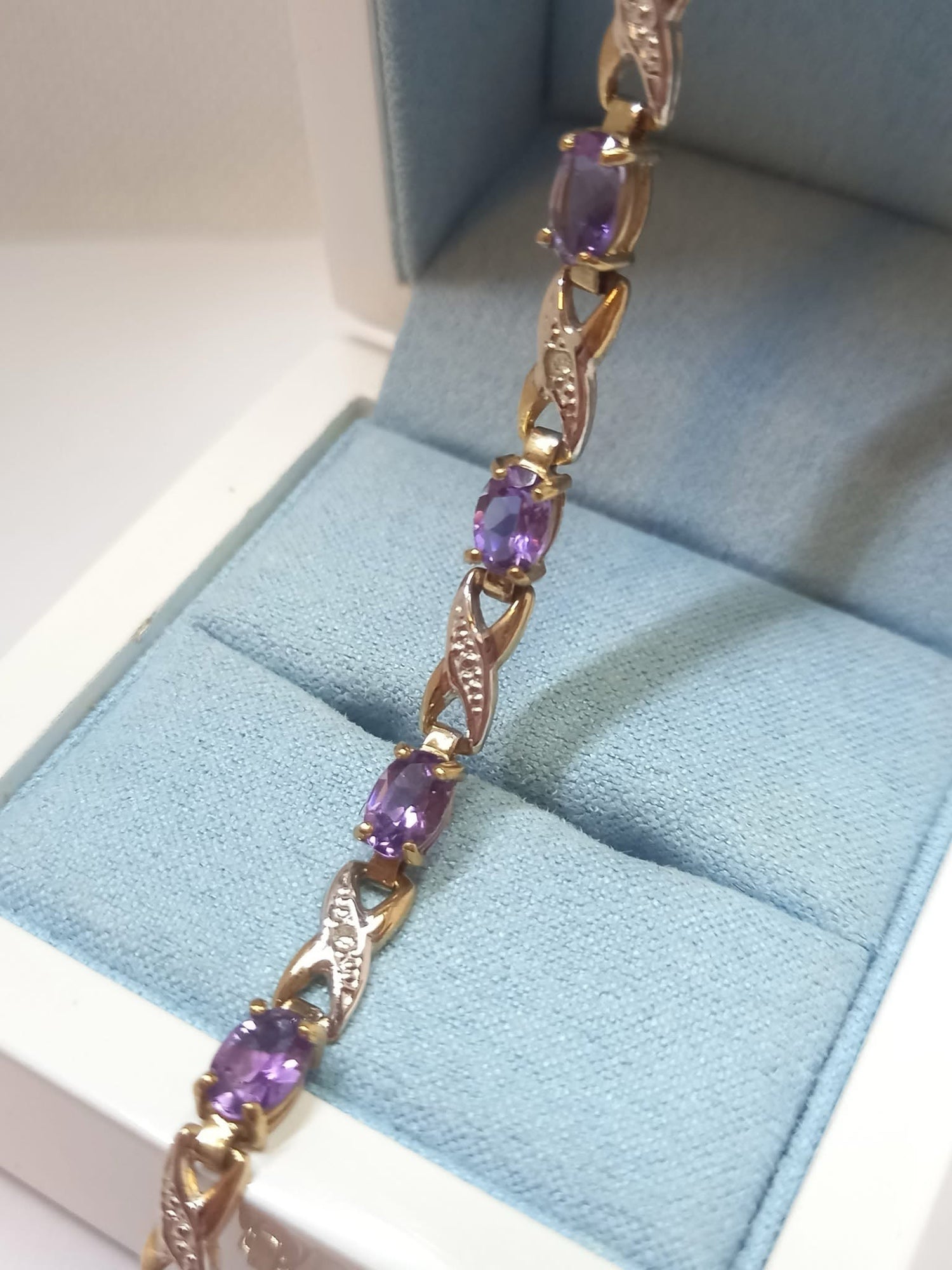 9ct yellow gold amethyst bracelet
