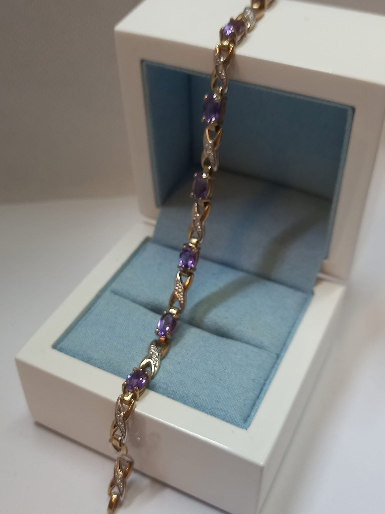 9ct yellow gold amethyst bracelet