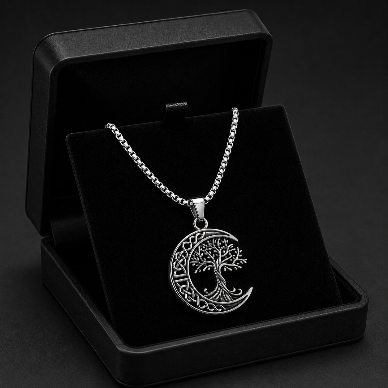 Tree of life pendant 24" box chain Rrp